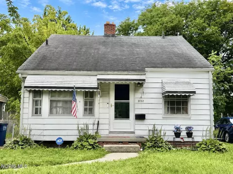3152 S Byrne Rd, Toledo, OH 43614