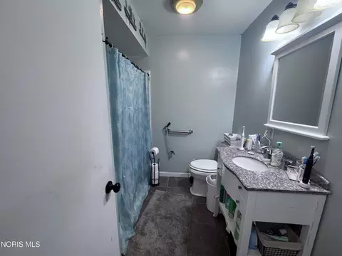 Bath - 322 Willeke Ave, Ada, OH 45810 photo 1 of 2