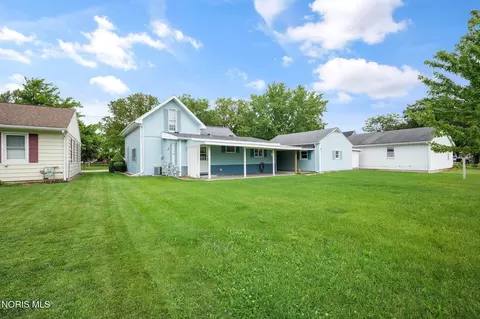 Exterior - 255 E South St, Mccomb, OH 45858 photo 1 of 2