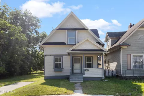 3244 Glenwood Ave, Toledo, OH 43610