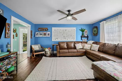 Living - 3012 Heatherdowns Dr, Findlay, OH 45840 photo 1 of 1