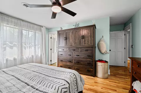 Bedroom - 3012 Heatherdowns Dr, Findlay, OH 45840 photo 2 of 9