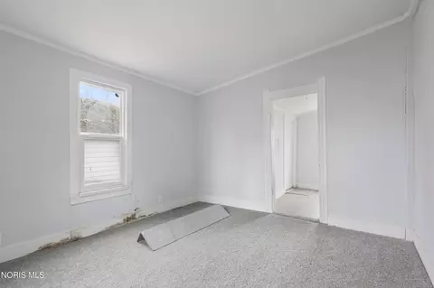 Bedroom - 128 E Plumer St, Toledo, OH 43605 photo 2 of 4