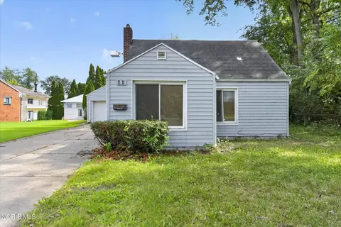 404 Teal Dr, Toledo, OH 43615