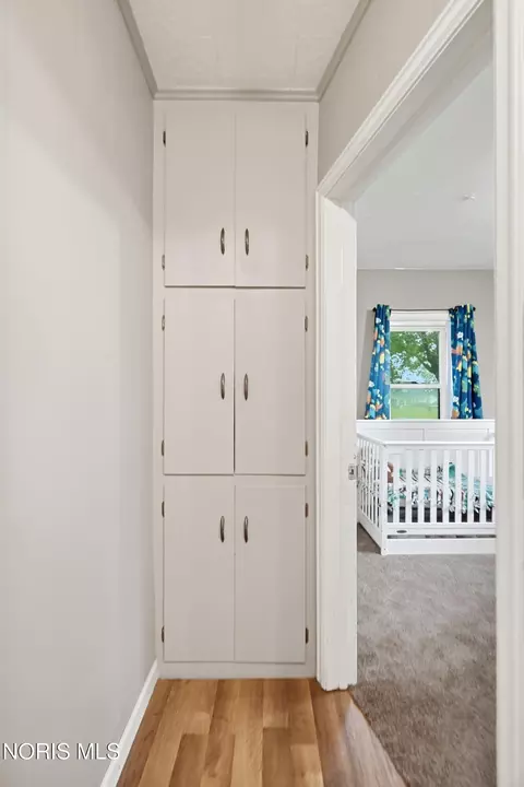 Entry Way - 142 East St, Ottoville, OH 45876 photo 4 of 6