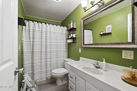 Bath - 142 East St, Ottoville, OH 45876 photo 1 of 5