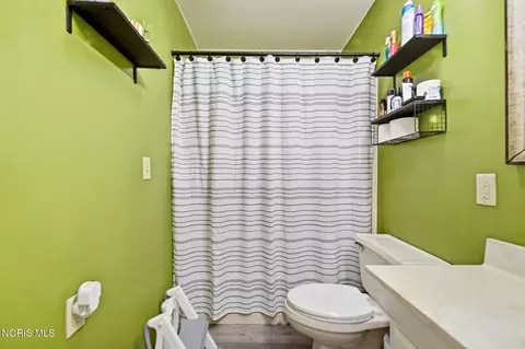 Bath - 142 East St, Ottoville, OH 45876 photo 2 of 5