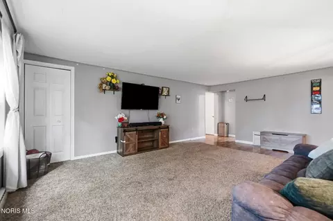 Living - 142 East St, Ottoville, OH 45876 photo 2 of 2