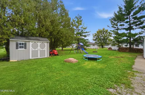 Exterior - 142 East St, Ottoville, OH 45876 photo 7 of 10