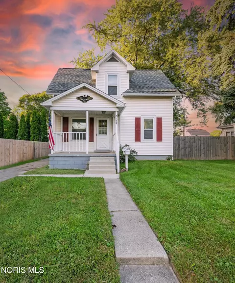 3148 Glanzman Rd, Toledo, OH 43614
