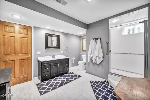Bath - 5491 Brookview Ln, Upper Sandusky, OH 43351 photo 6 of 8