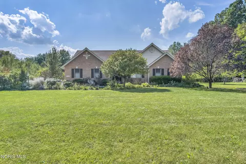 Exterior - 5491 Brookview Ln, Upper Sandusky, OH 43351 photo 2 of 10