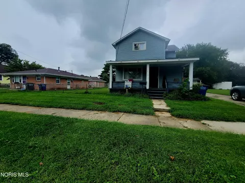 1510 Lebanon St, Toledo, OH 43605