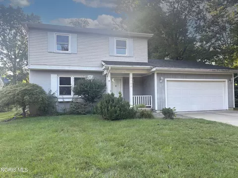 5104 Brinthaven Rd, Sylvania, OH 43560