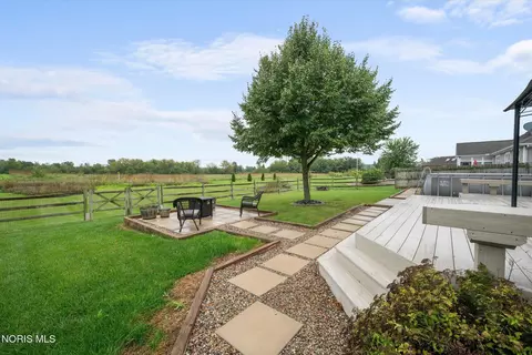 Exterior - 1733 Spring Forest Dr, Oregon, OH 43616 photo 8 of 9
