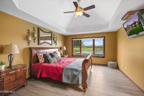 Bedroom - 1733 Spring Forest Dr, Oregon, OH 43616 photo 1 of 6