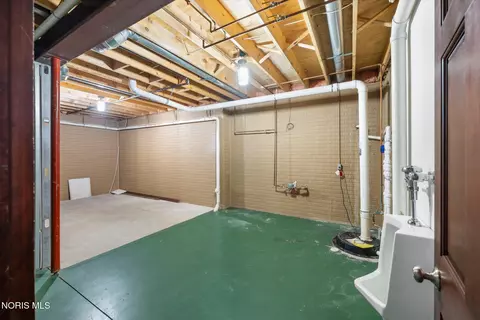 Other - 1733 Spring Forest Dr, Oregon, OH 43616 photo 10 of 14