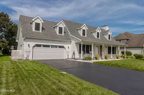 1412 Mill Creek Ln, Waterville, OH 43566