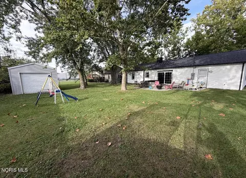 Exterior - 204 John St, Bryan, OH 43506 photo 4 of 5