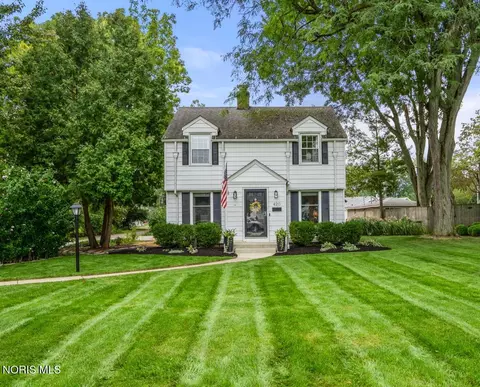 420 E 6th St, Perrysburg, OH 43551