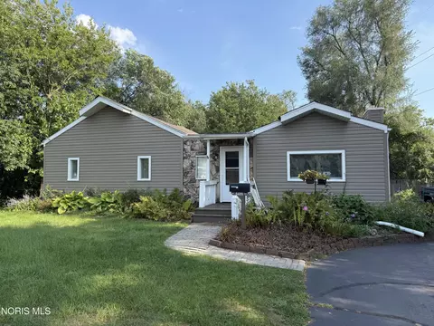 6409 Brint Rd, Sylvania, OH 43560