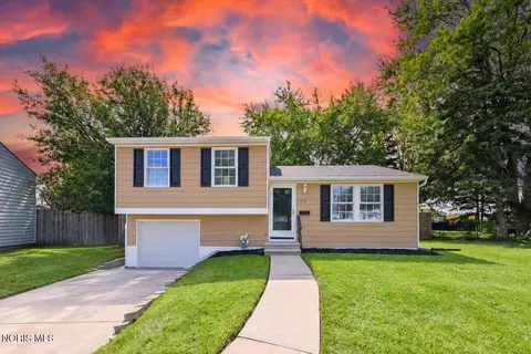 93 Hargrave Rd, Toledo, OH 43615