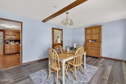 Dining - 322 Lightner St, Bradner, OH 43406 photo 1 of 4