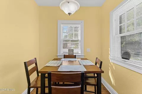 Dining - 1321 Addington Rd, Toledo, OH 43607 photo 3 of 3