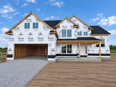 152 Barton Creek Dr, Perrysburg, OH 43551