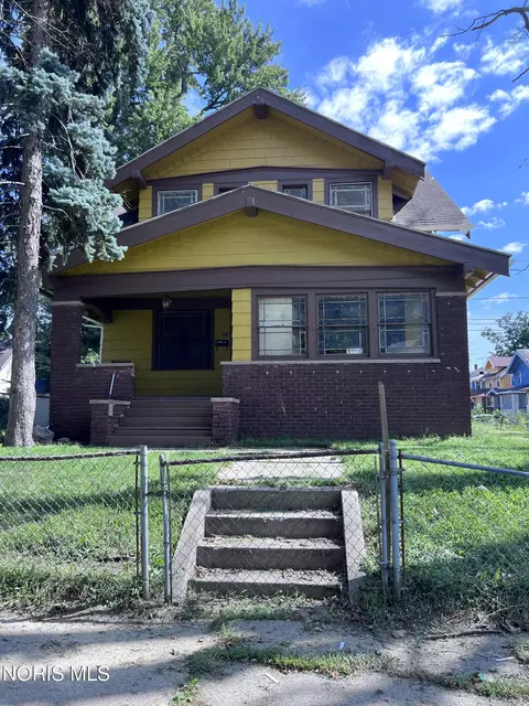 3144 Parkwood Ave, Toledo, OH 43610