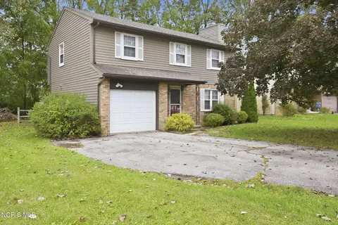 6030 Luddington Dr, Toledo, OH 43615