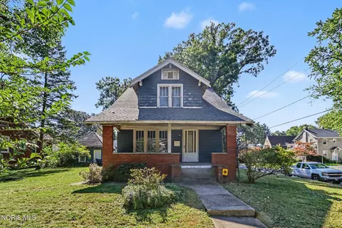 2047 Central Grove Ave, Toledo, OH 43614