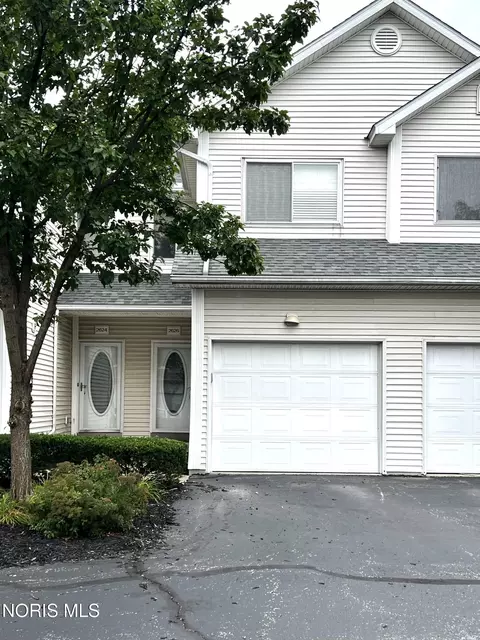 2626 W Village Dr, Toledo, OH 43614