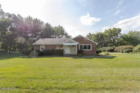 931 Harrow Rd, Toledo, OH 43615