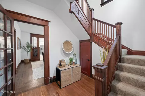 Entry Way - 308 Monroe St, Delta, OH 43515 photo 2 of 5