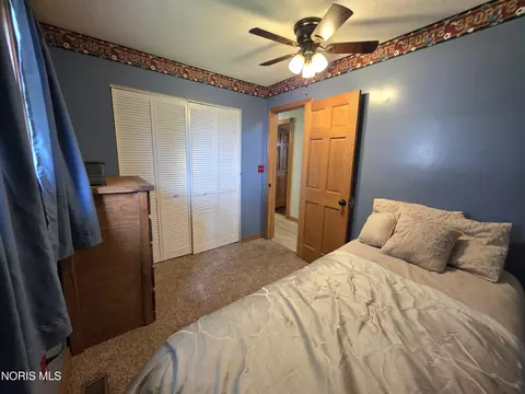 Bedroom - 403 Enterprise St, Leipsic, OH 45856 photo 6 of 6