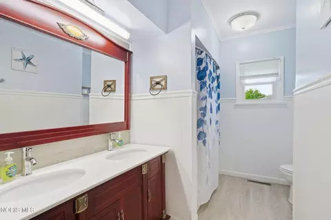 Bath - 5681 W Tiffin St, Bascom, OH 44809 photo 1 of 3