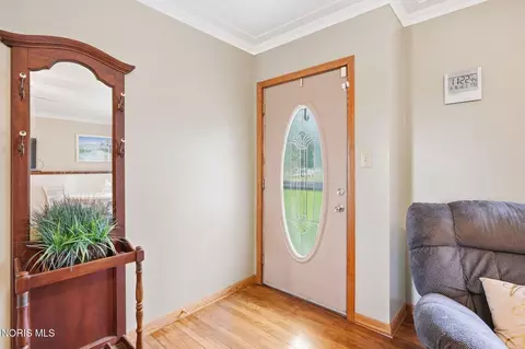 Entry Way - 5681 W Tiffin St, Bascom, OH 44809 photo 1 of 3