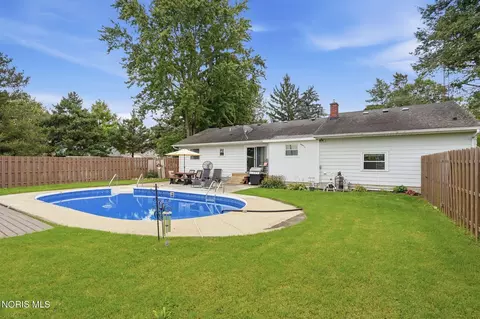 Exterior - 5681 W Tiffin St, Bascom, OH 44809 photo 10 of 15