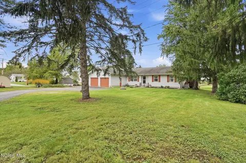 Exterior - 5681 W Tiffin St, Bascom, OH 44809 photo 3 of 15
