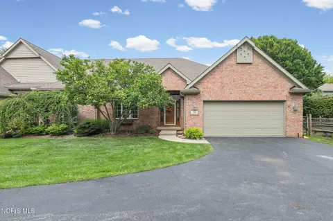 24 Winding Creek Pl, Sylvania, OH 43560
