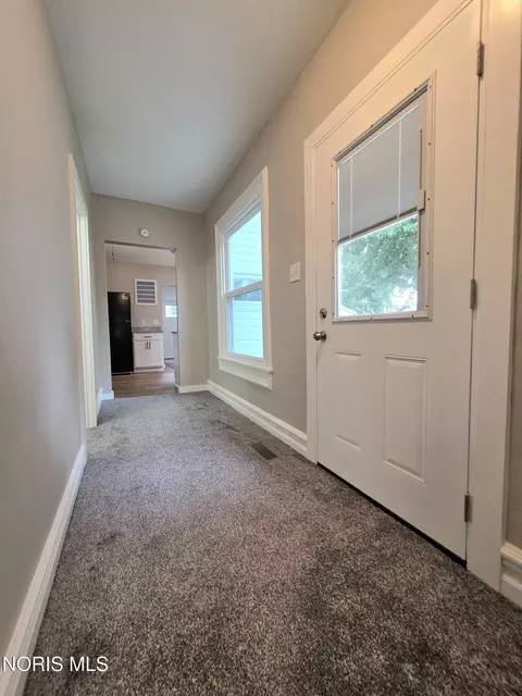Entry Way - 138 Main St, Wayne, OH 43466 photo 2 of 3