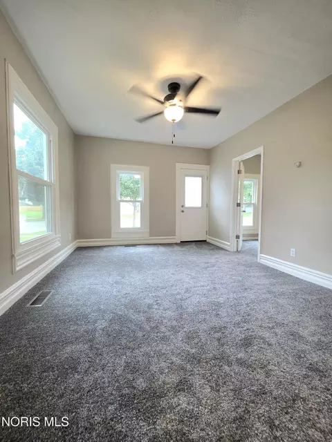 Living - 138 Main St, Wayne, OH 43466 photo 1 of 3