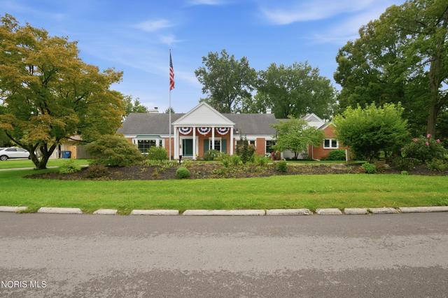 4331 Imperial Dr, Toledo, OH 43615