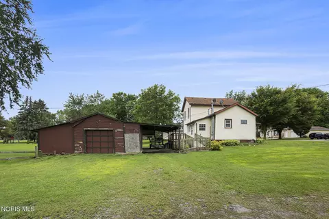 Exterior - 433 E Main St, Napoleon, OH 43545 photo 8 of 10