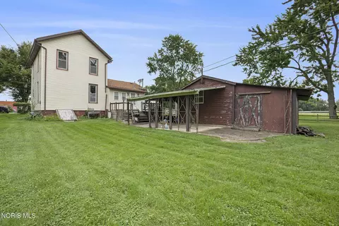 Exterior - 433 E Main St, Napoleon, OH 43545 photo 7 of 10