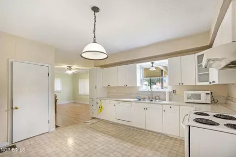 Kitchen - 433 E Main St, Napoleon, OH 43545 photo 2 of 2