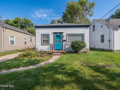 3309 Sherbrooke Rd, Toledo, OH 43606