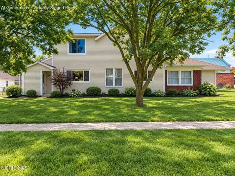 Exterior - 212 Kaufman St, Holgate, OH 43527 photo 2 of 3