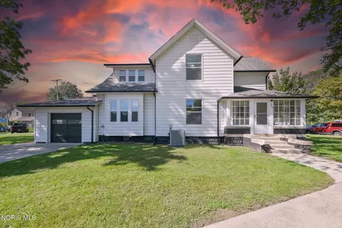 209 Miller Ave, Swanton, OH 43558